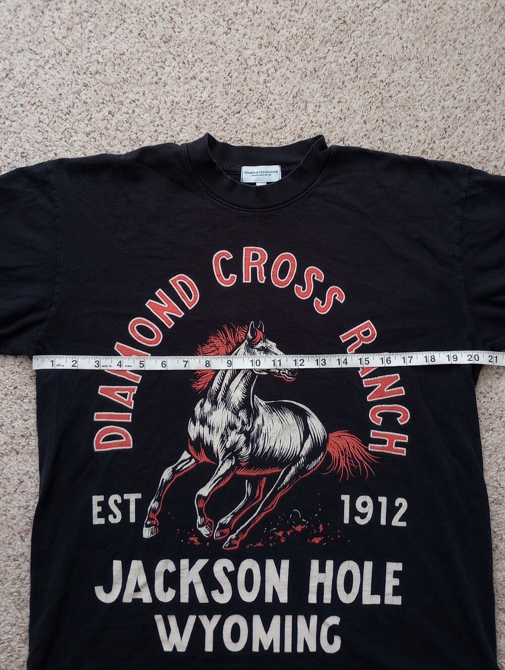 Diamond Cross Ranch Jackson Hole Wyoming Graphic T-shirt Size Medium Western - Picture 5 of 7